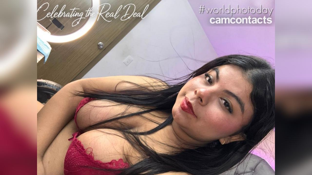 Webcam chat profile for AriaRose: Bondage & discipline