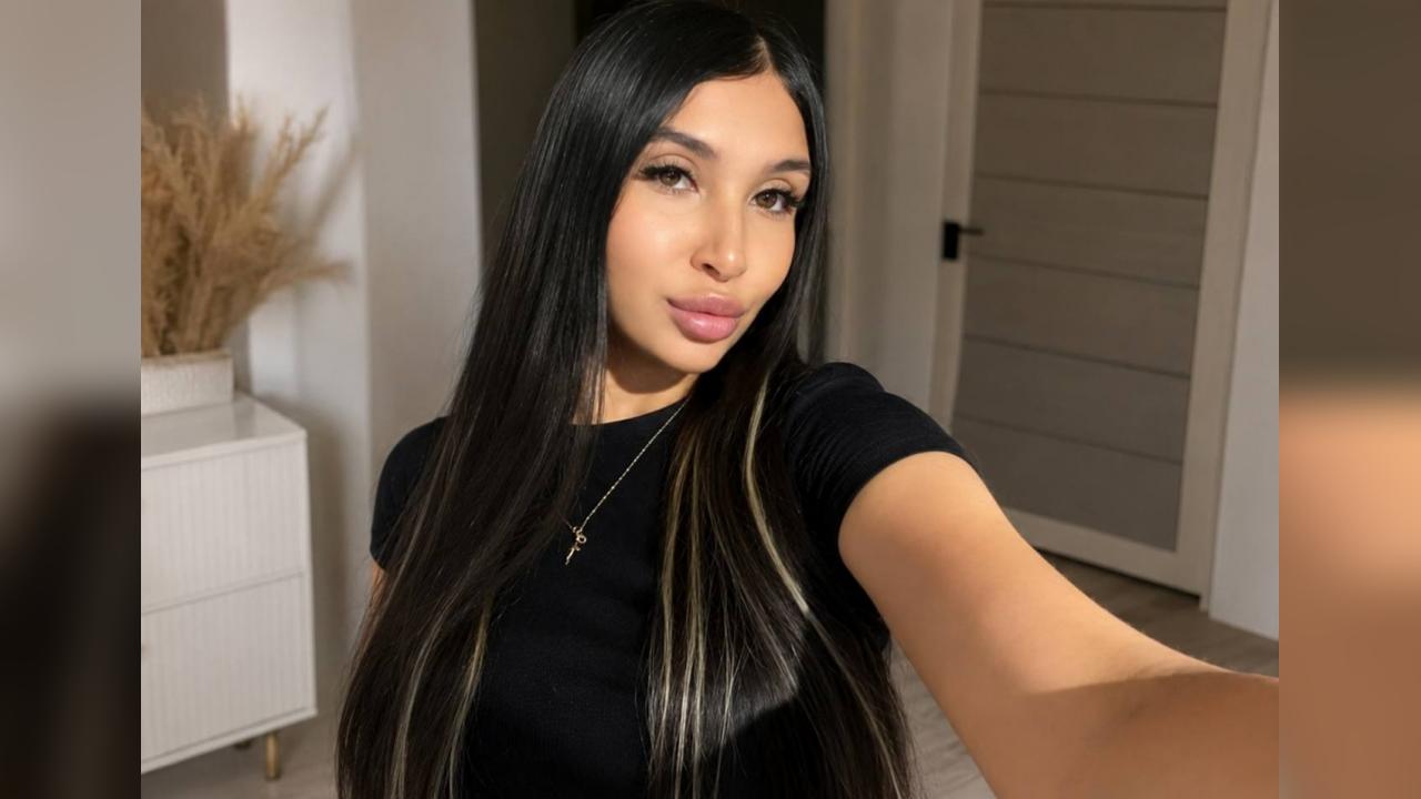 Webcam chat profile for MikaLyn: Ask about my Hobbies