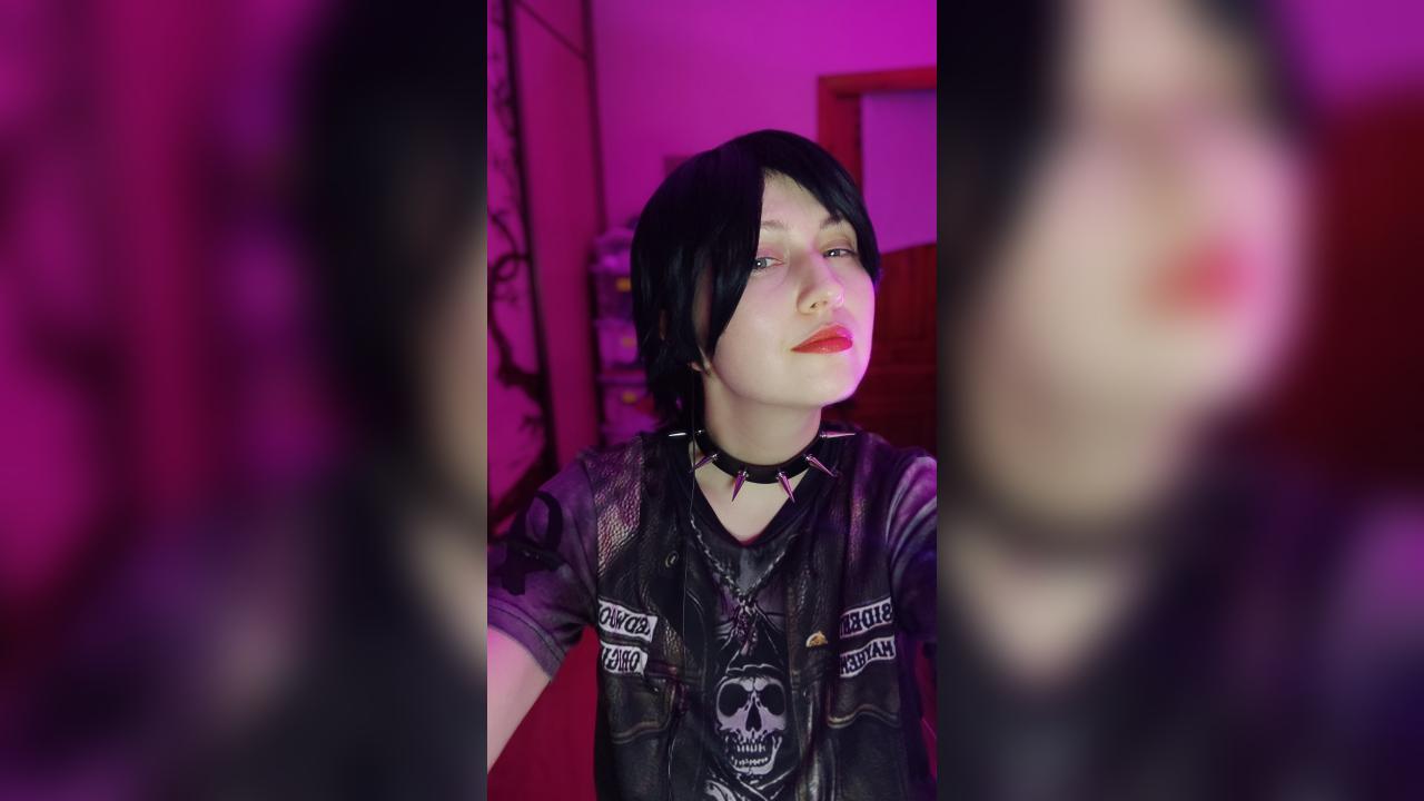 Webcam chat profile for Lunaris: Art