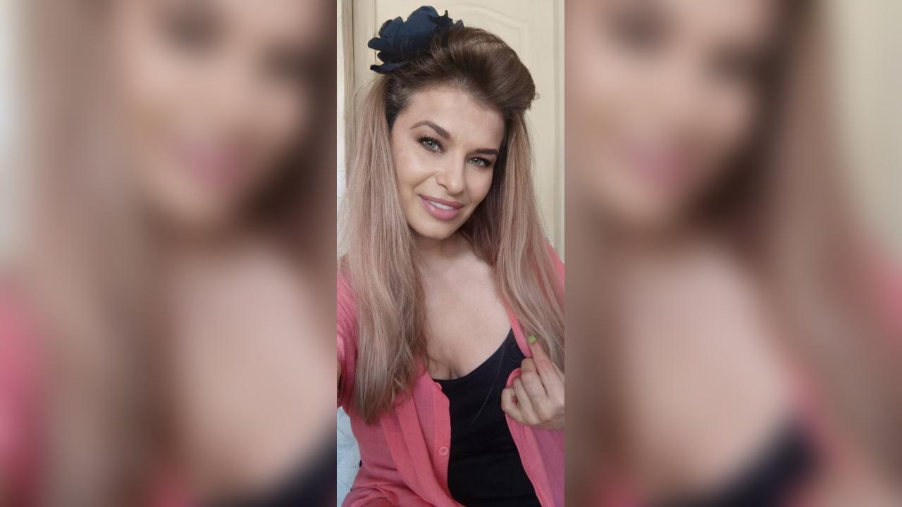 Webcam chat profile for YourSecretWish7: Ask about my other interests
