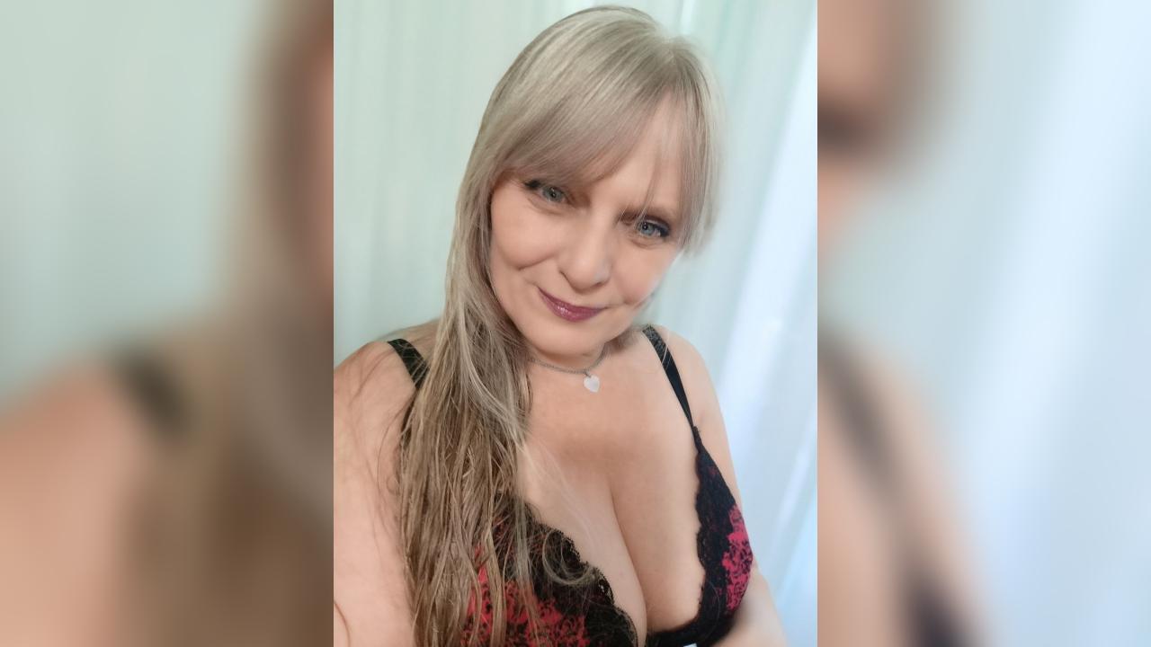 MissFoxxx