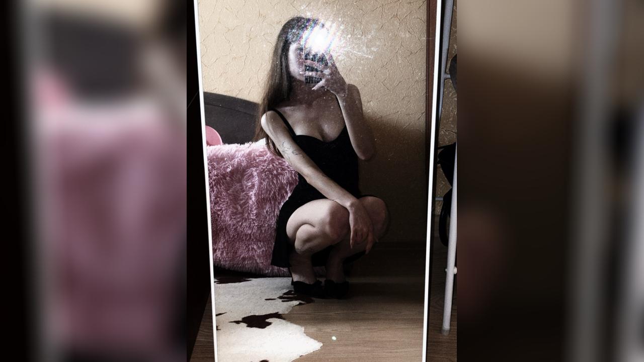 Webcam chat profile for Softkittyy: Smoking