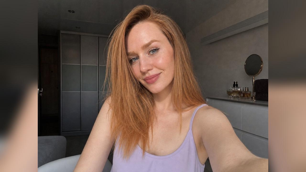 Webcam chat profile for YourDaisy: Outfits
