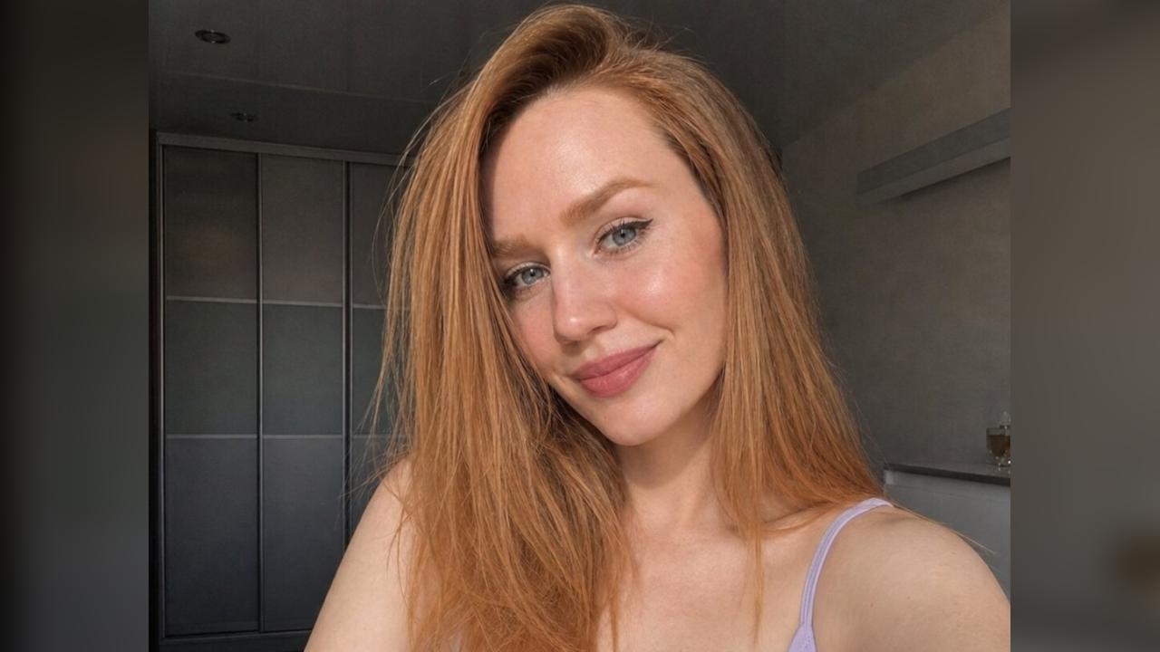 Webcam chat profile for YourDaisy: Outfits