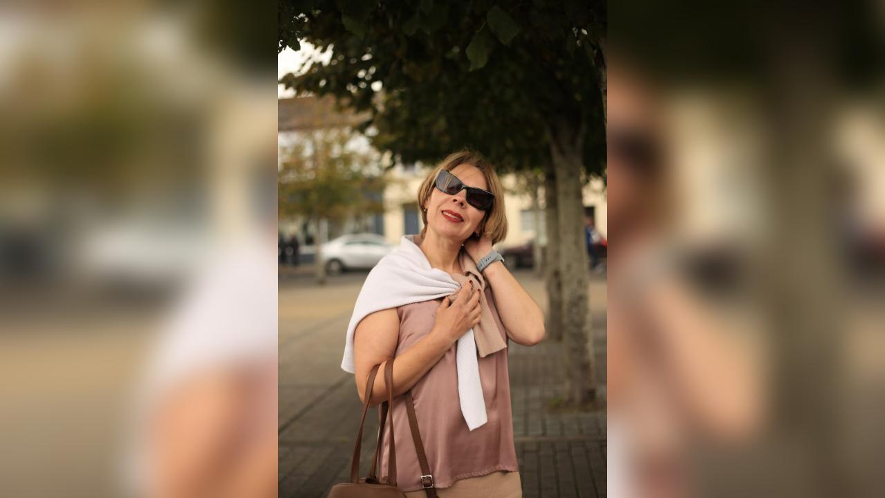 Webcam chat profile for Dinara