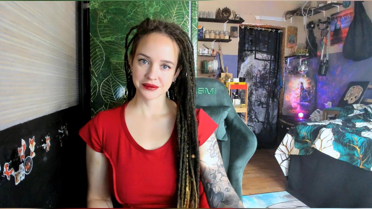 Webcam chat profile for LisaFoxy: Legs, feet & shoes