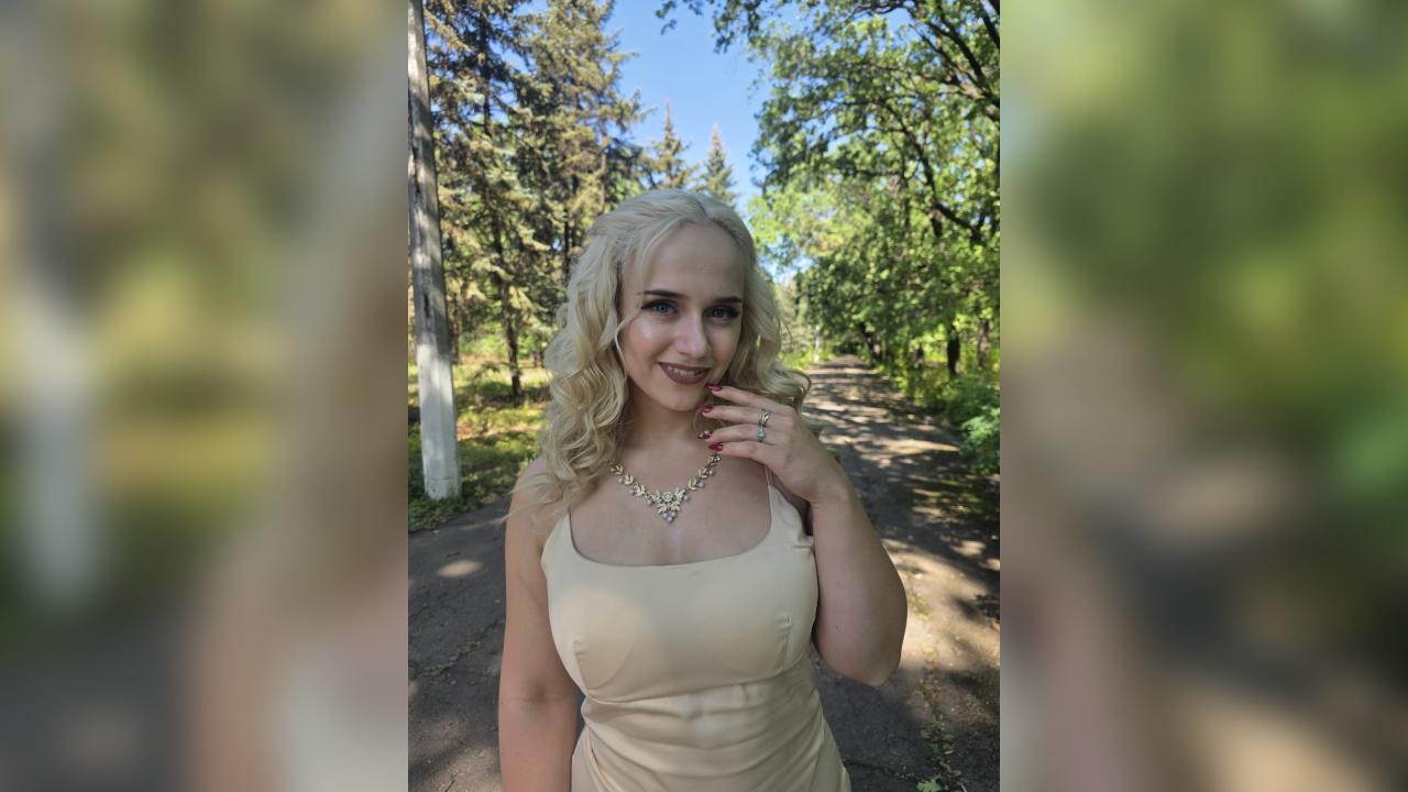 Webcam chat profile for Sloanne: Ask about my Hobbies