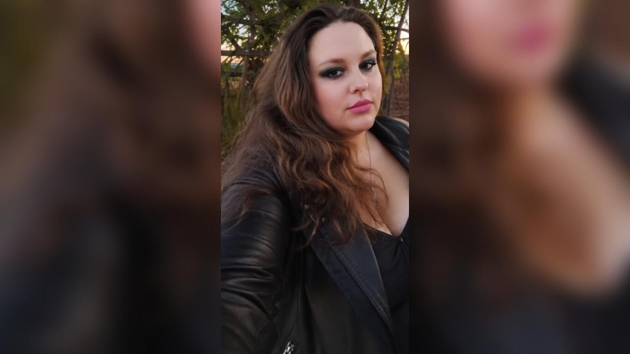 Webcam chat profile for NovaMelody: Outfits