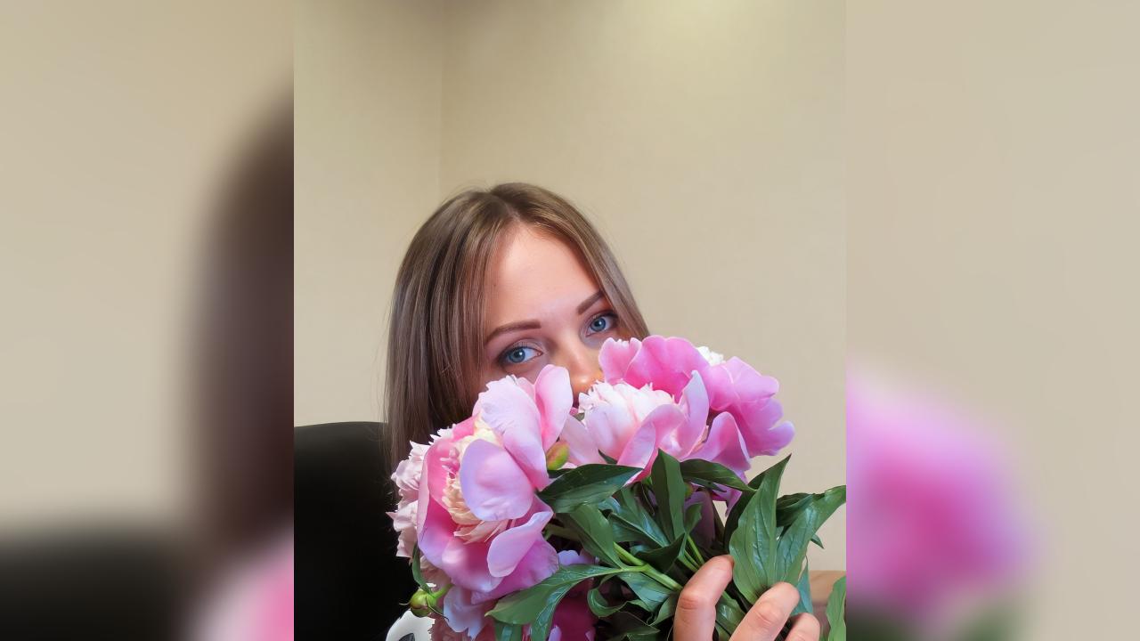 Webcam chat profile for GloriaBaby: Outdoor Activities