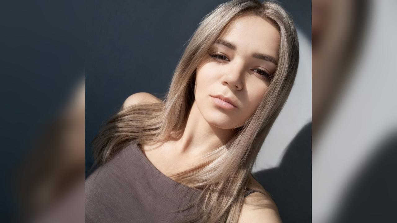 Webcam chat profile for Nensi: Outfits