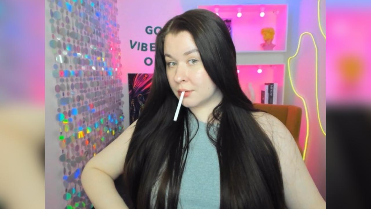 Webcam chat profile for ShedarPretty: Legs, feet & shoes