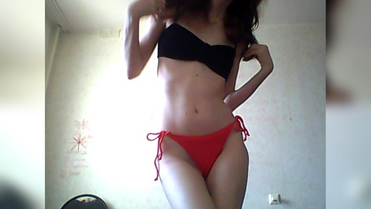 Webcam chat profile for Famefortune: Dancing