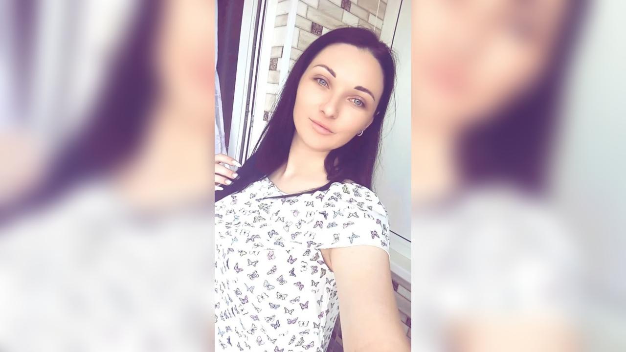 Webcam chat profile for VelvetBliss: Ask about my Hobbies