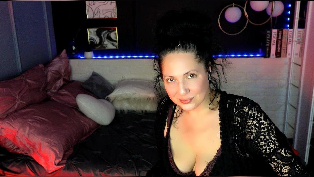 Webcam chat profile for AnitaMuse: Latex & rubber