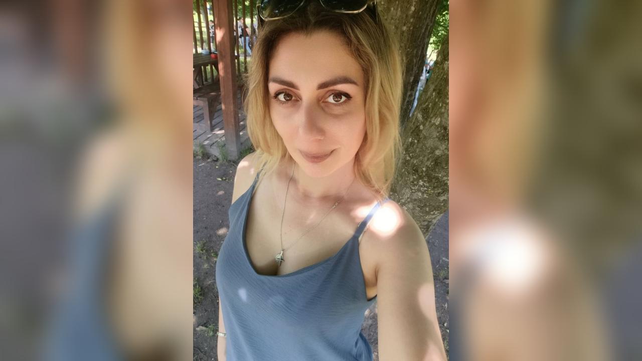 Webcam chat profile for LadyEnigma: Ask about my Hobbies