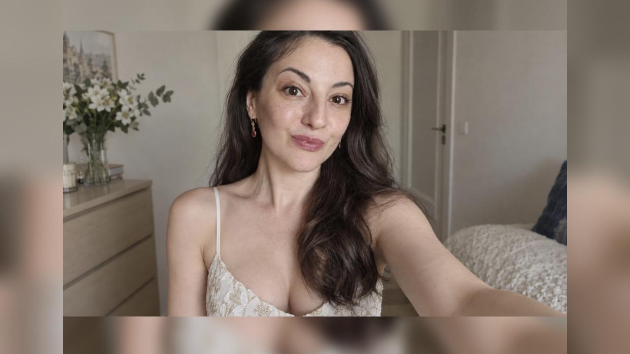 Webcam chat profile for MissMoonlight: Outdoor Activities