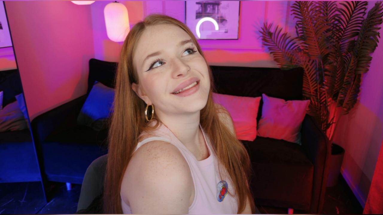Webcam chat profile for RinKittyy: Leather