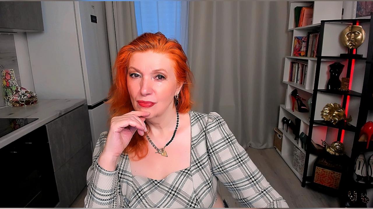Webcam chat profile for AlmazFireFoxOne: Kissing