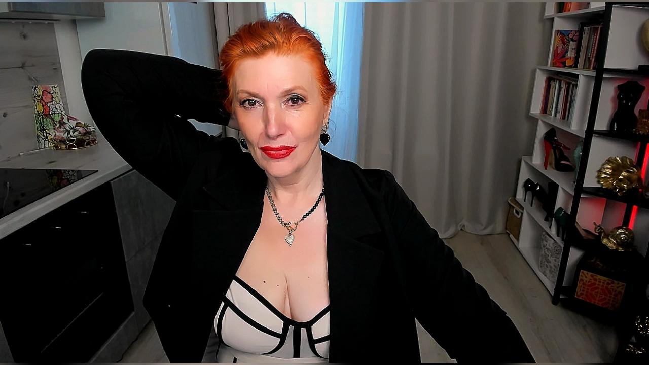 Webcam chat profile for AlmazFireFoxOne: Kissing