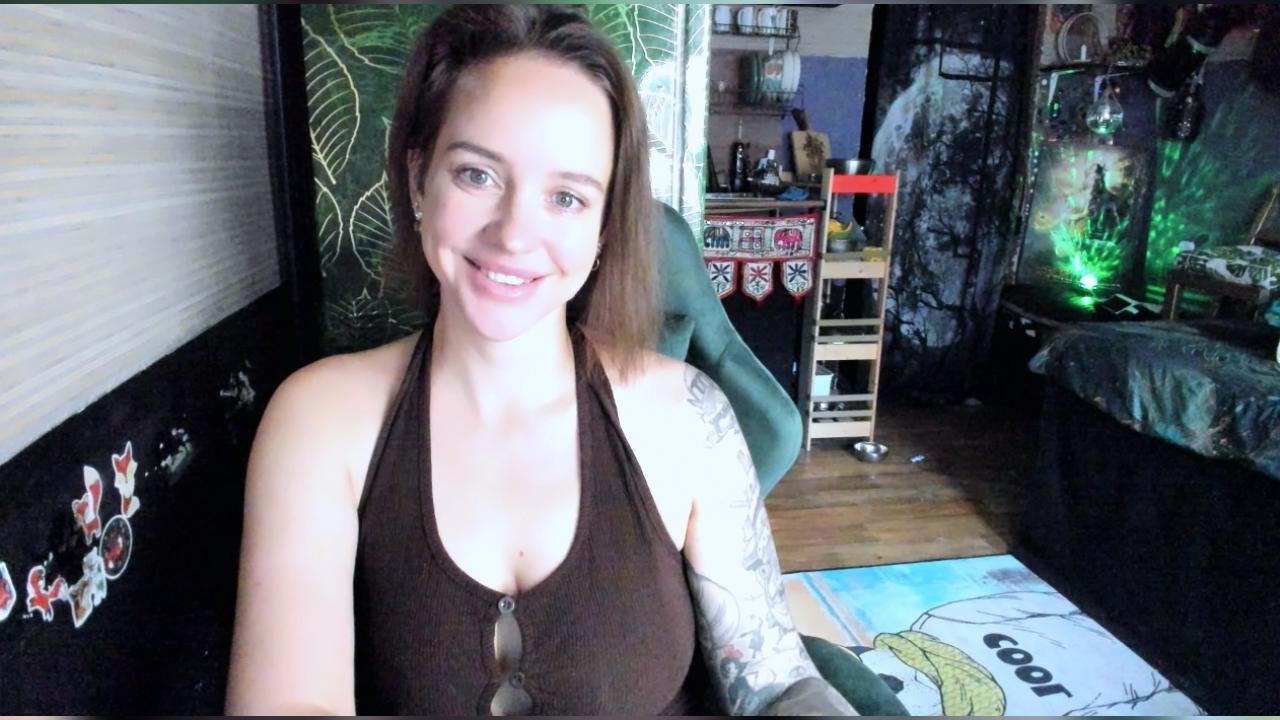 Webcam chat profile for LisaFoxy: Legs, feet & shoes