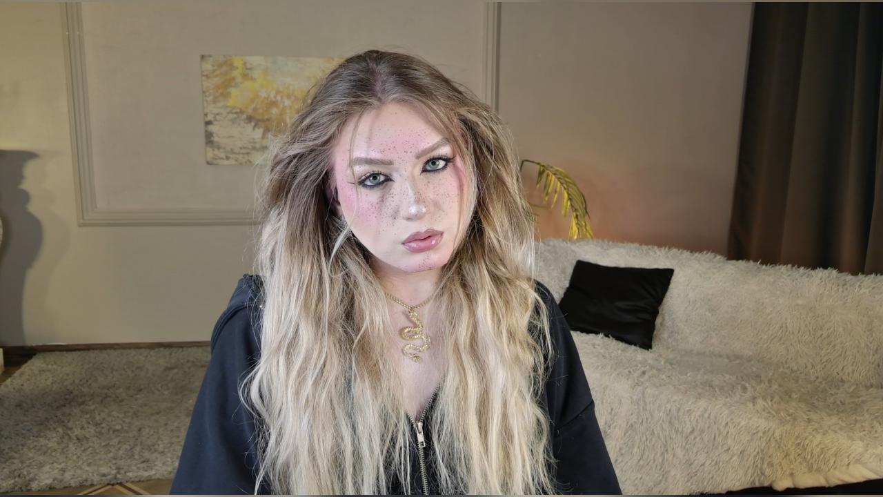 Webcam chat profile for JesSolar: Jerking off