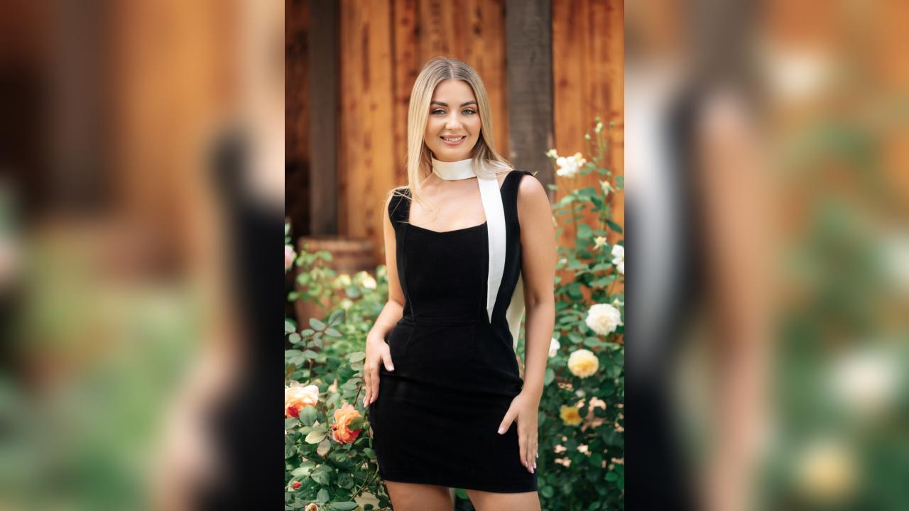 Webcam chat profile for GentleTanya: Dancing