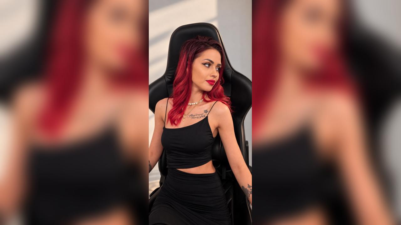 Webcam chat profile for MeghanLoft: Leather