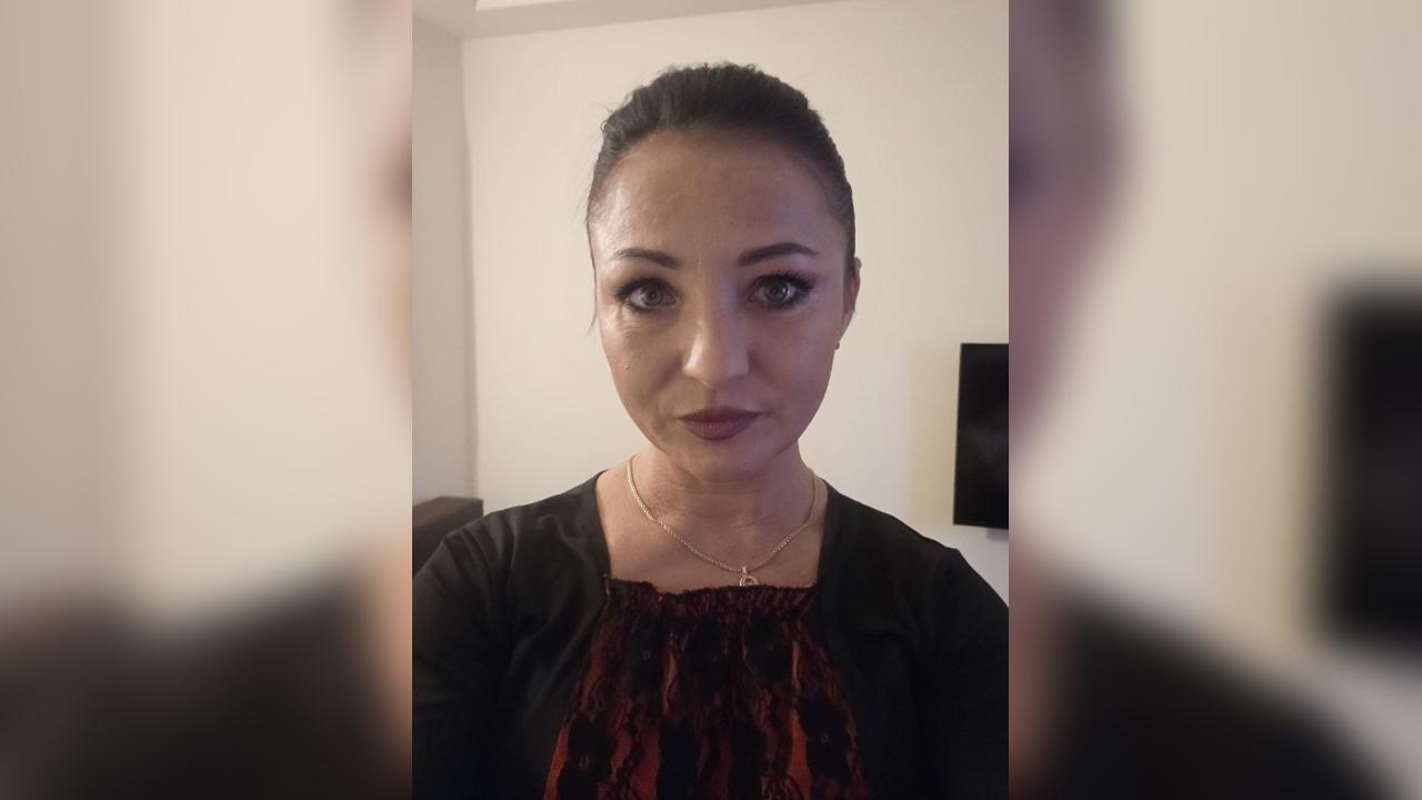 Webcam chat profile for LunaGreen: Outfits