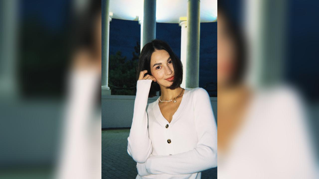 Webcam chat profile for Roselyn: Ask about my Hobbies