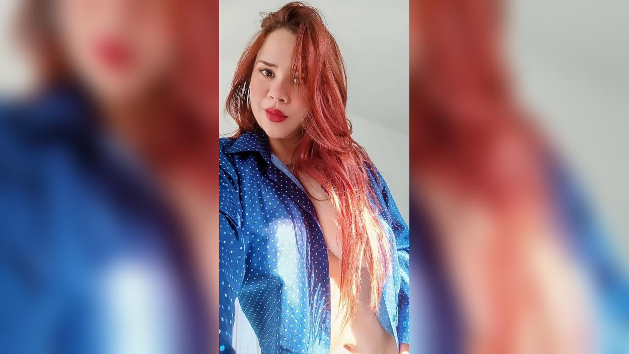 Webcam chat profile for RosyKitten