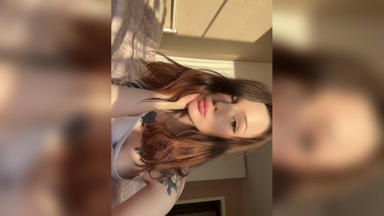 Webcam chat profile for SwanMegan: Lingerie & stockings