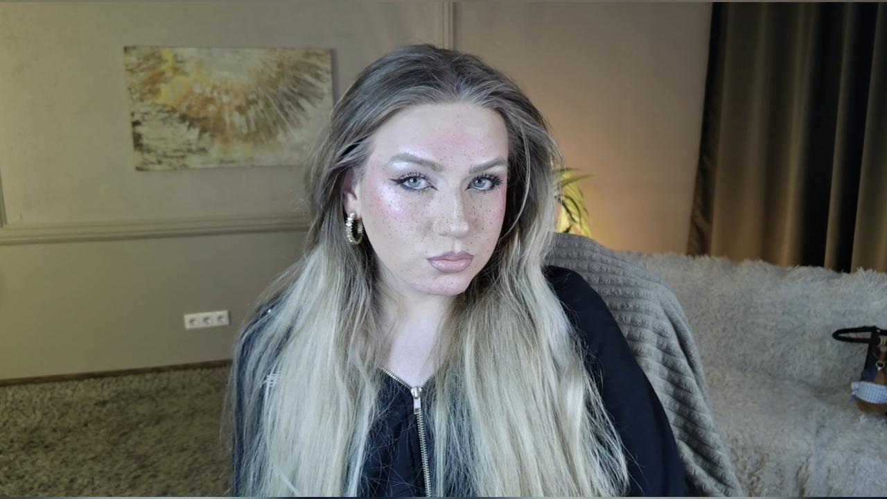 Webcam chat profile for JesSolar: Jerking off