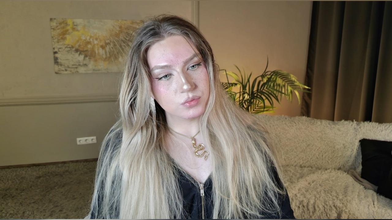 Webcam chat profile for JesSolar: Jerking off