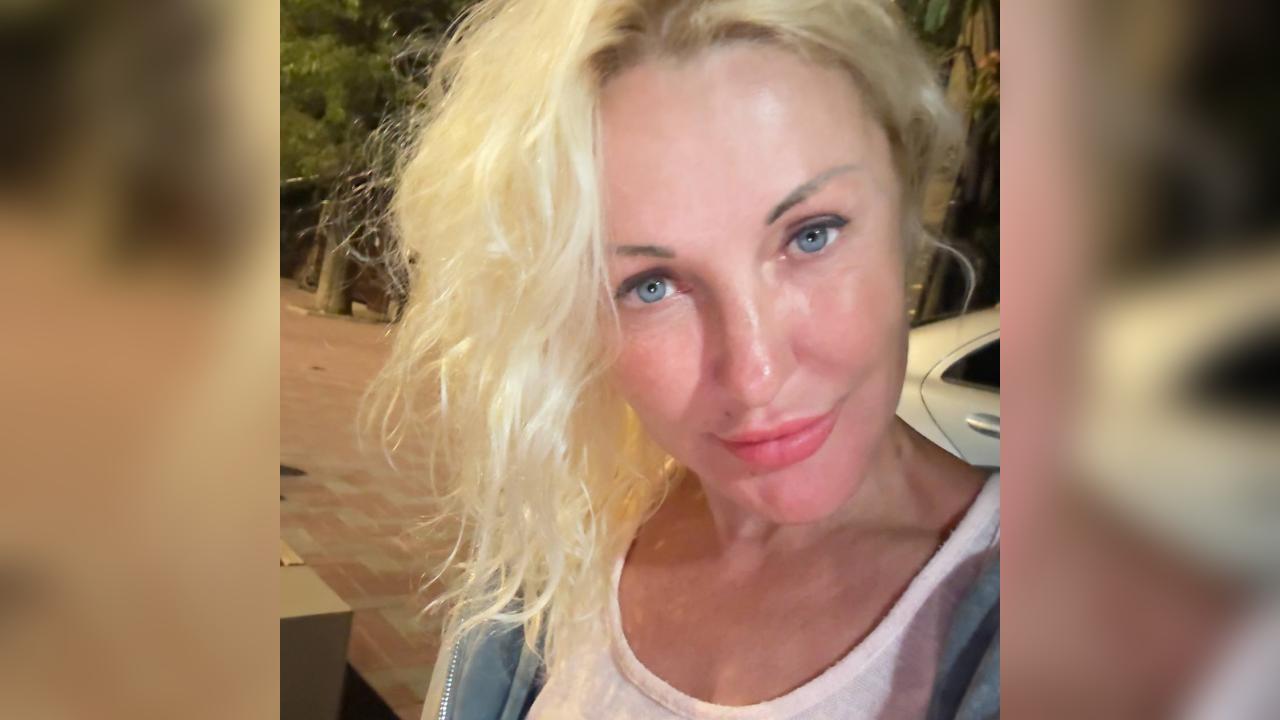 Webcam chat profile for Rosi: Ask about my Hobbies