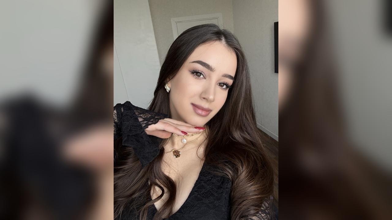 Webcam chat profile for KittyMrr: Dancing