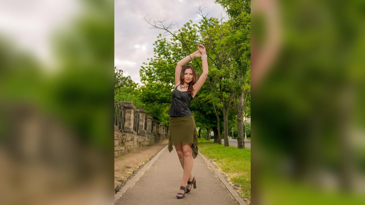 Webcam chat profile for FoxyDream: Dancing