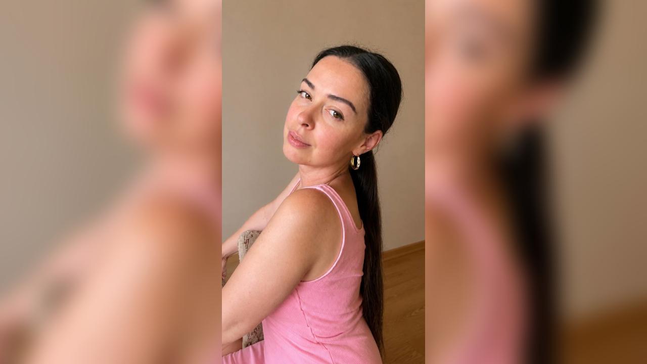 Webcam chat profile for SweetWomanMary: Dancing