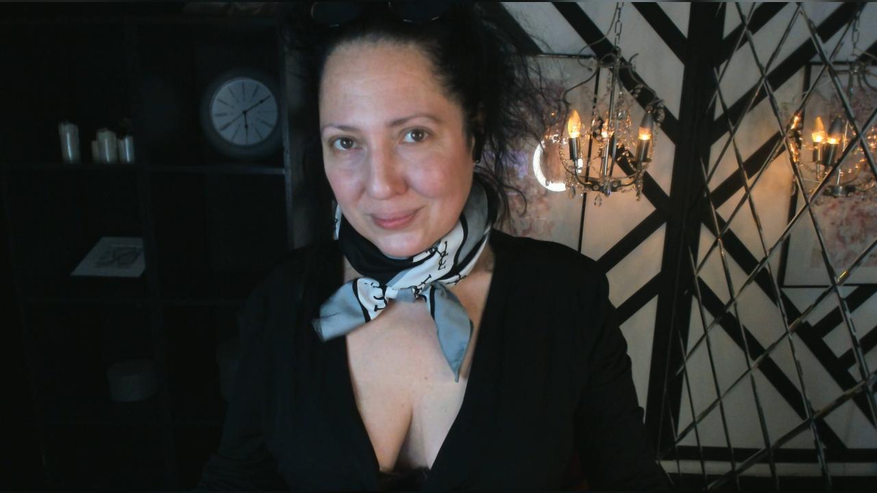 Webcam chat profile for AnitaMuse: Latex & rubber