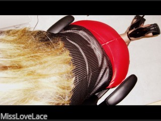 Webcam model MissLoveLace profile picture