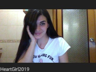 Webcam model HeartGirl2019 from CamContacts