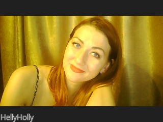 Webcam model HellyHolly from CamContacts