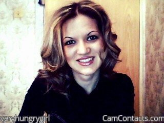 Webcam model veryhungrygirl from CamContacts