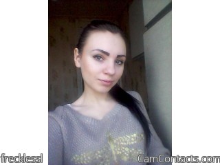 Webcam model frecklessl from CamContacts