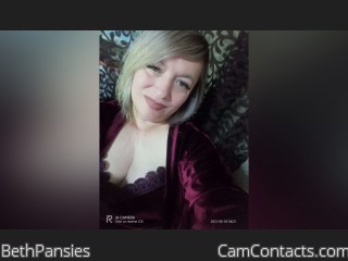 Webcam model BethPansies from CamContacts