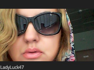 Webcam model LadyLuck47 from CamContacts