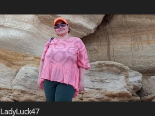 Webcam model LadyLuck47 from CamContacts