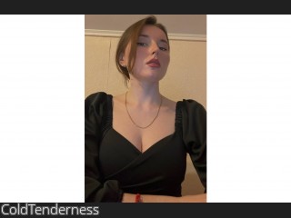 Webcam model ColdTenderness from CamContacts