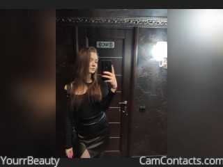 Webcam model YourrBeauty from CamContacts