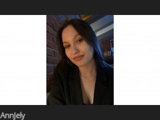 Webcam model AnnJely from CamContacts