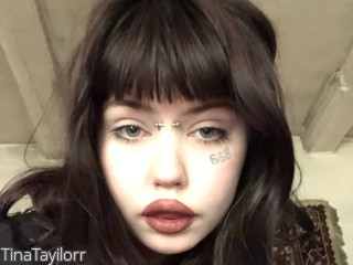 Webcam model TinaTayilorr profile picture